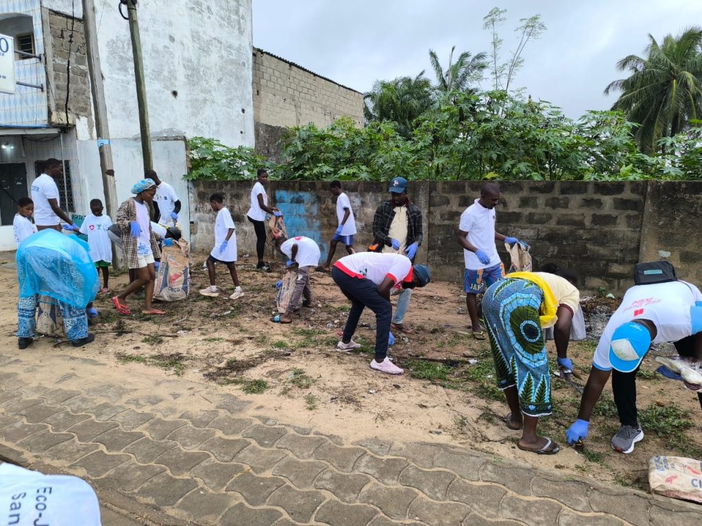 La commune Lacs 1 fait peau neuve avant les festivités d’Épé-Ékpé